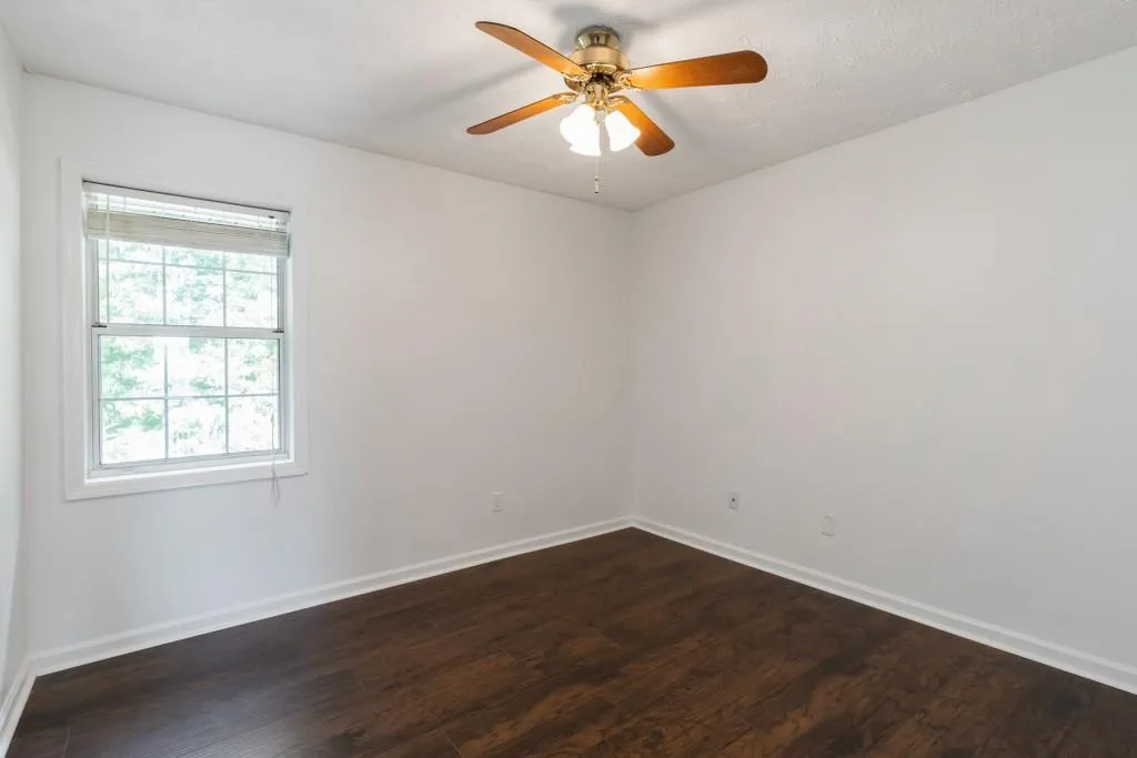 7750 Roswell Road Unit 8d, Sandy Springs, Georgia 30350, 3 Bedrooms Bedrooms, ,2 BathroomsBathrooms,Residential,Sold,7750 Roswell Road Unit 8d,6794154