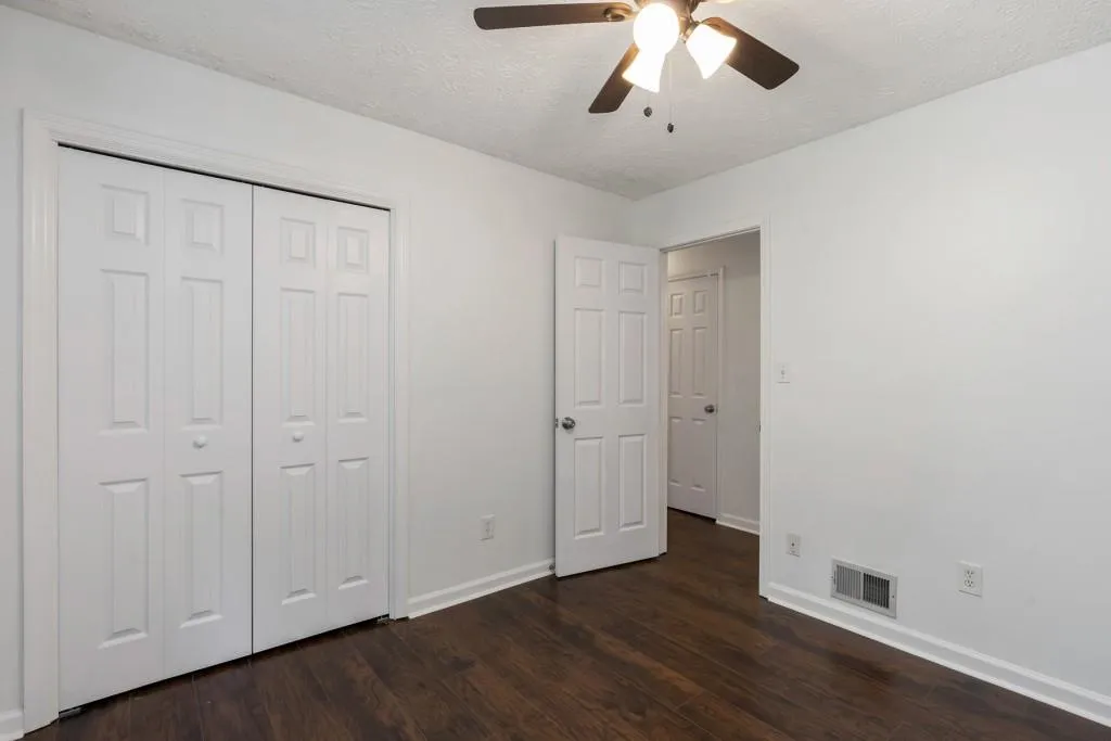 7750 Roswell Road Unit 8d, Sandy Springs, Georgia 30350, 3 Bedrooms Bedrooms, ,2 BathroomsBathrooms,Residential,Sold,7750 Roswell Road Unit 8d,6794154