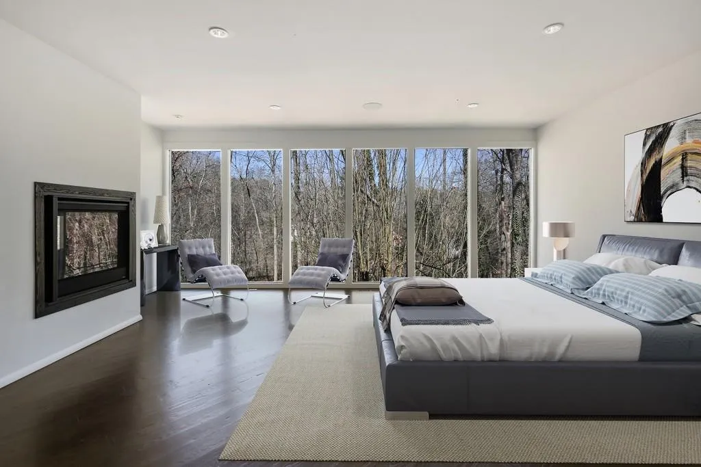 5725 Winterthur Lane, Sandy Springs, Georgia 30328, 8 Bedrooms Bedrooms, ,6 BathroomsBathrooms,Residential,Sold,5725 Winterthur Lane,5986314