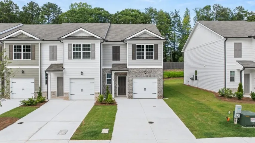 5998 Skylar Drive, South Fulton, Georgia 30331