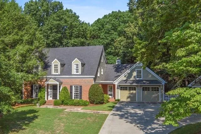 610 Chestnut Hall Lane, Atlanta, Georgia 30327, 4 Bedrooms Bedrooms, ,3 BathroomsBathrooms,Residential,Sold,610 Chestnut Hall Lane,6522330