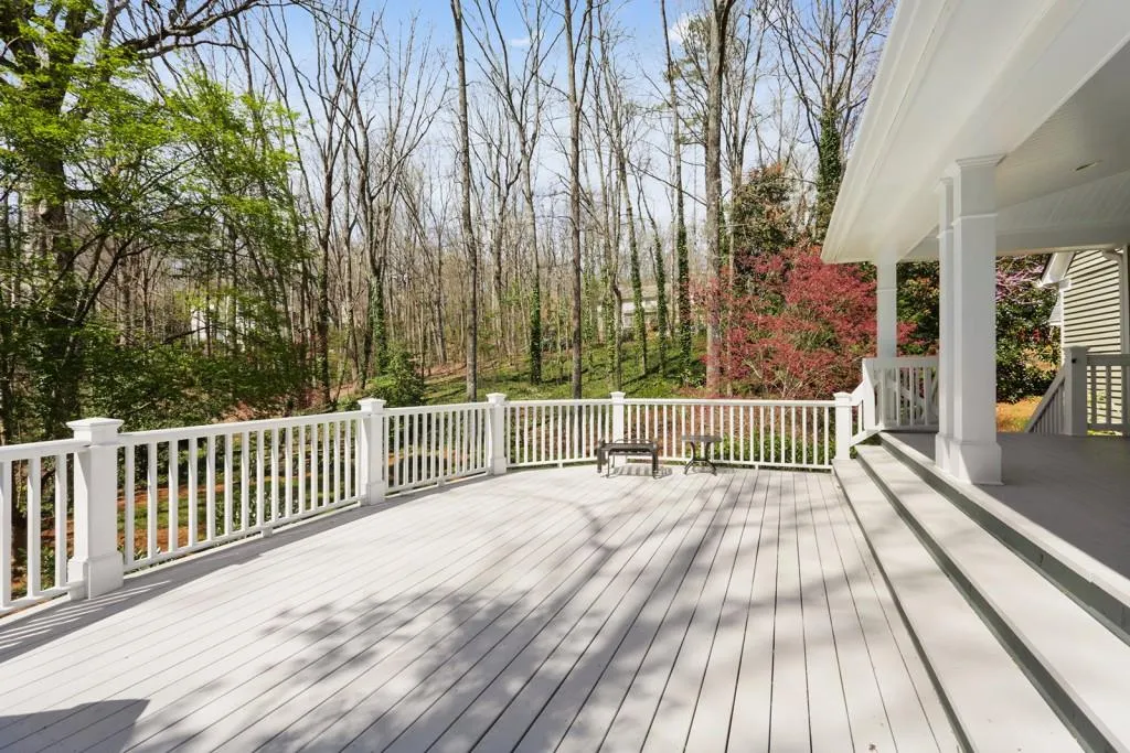 610 Chestnut Hall Lane, Atlanta, Georgia 30327, 4 Bedrooms Bedrooms, ,3 BathroomsBathrooms,Residential,Sold,610 Chestnut Hall Lane,6522330