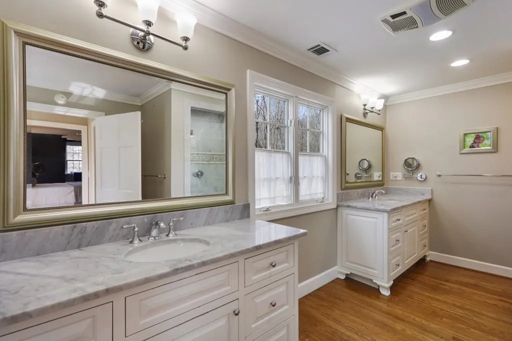 610 Chestnut Hall Lane, Atlanta, Georgia 30327, 4 Bedrooms Bedrooms, ,3 BathroomsBathrooms,Residential,Sold,610 Chestnut Hall Lane,6522330