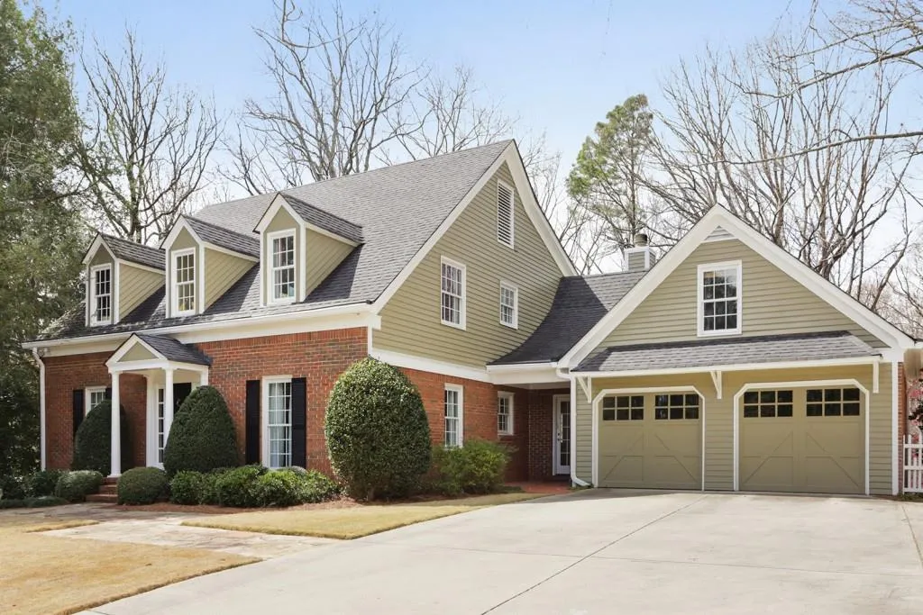 610 Chestnut Hall Lane, Atlanta, Georgia 30327, 4 Bedrooms Bedrooms, ,3 BathroomsBathrooms,Residential,Sold,610 Chestnut Hall Lane,6522330