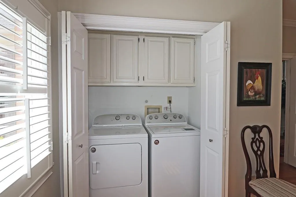 7155 Roswell Road Unit 31, Sandy Springs, Georgia 30328, 3 Bedrooms Bedrooms, ,2 BathroomsBathrooms,Residential,Sold,7155 Roswell Road Unit 31,6976822