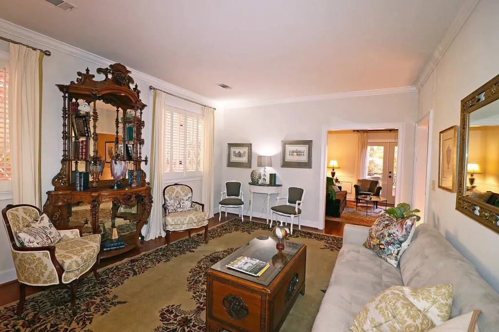 7155 Roswell Road Unit 31, Sandy Springs, Georgia 30328, 3 Bedrooms Bedrooms, ,2 BathroomsBathrooms,Residential,Sold,7155 Roswell Road Unit 31,6976822