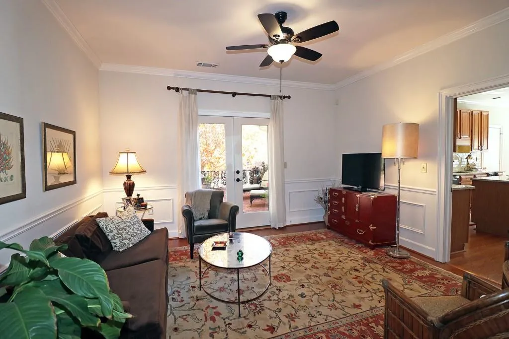 7155 Roswell Road Unit 31, Sandy Springs, Georgia 30328, 3 Bedrooms Bedrooms, ,2 BathroomsBathrooms,Residential,Sold,7155 Roswell Road Unit 31,6976822