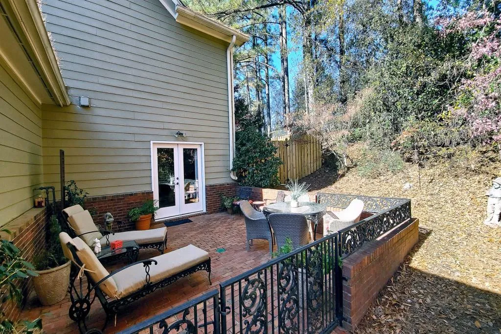 7155 Roswell Road Unit 31, Sandy Springs, Georgia 30328, 3 Bedrooms Bedrooms, ,2 BathroomsBathrooms,Residential,Sold,7155 Roswell Road Unit 31,6976822
