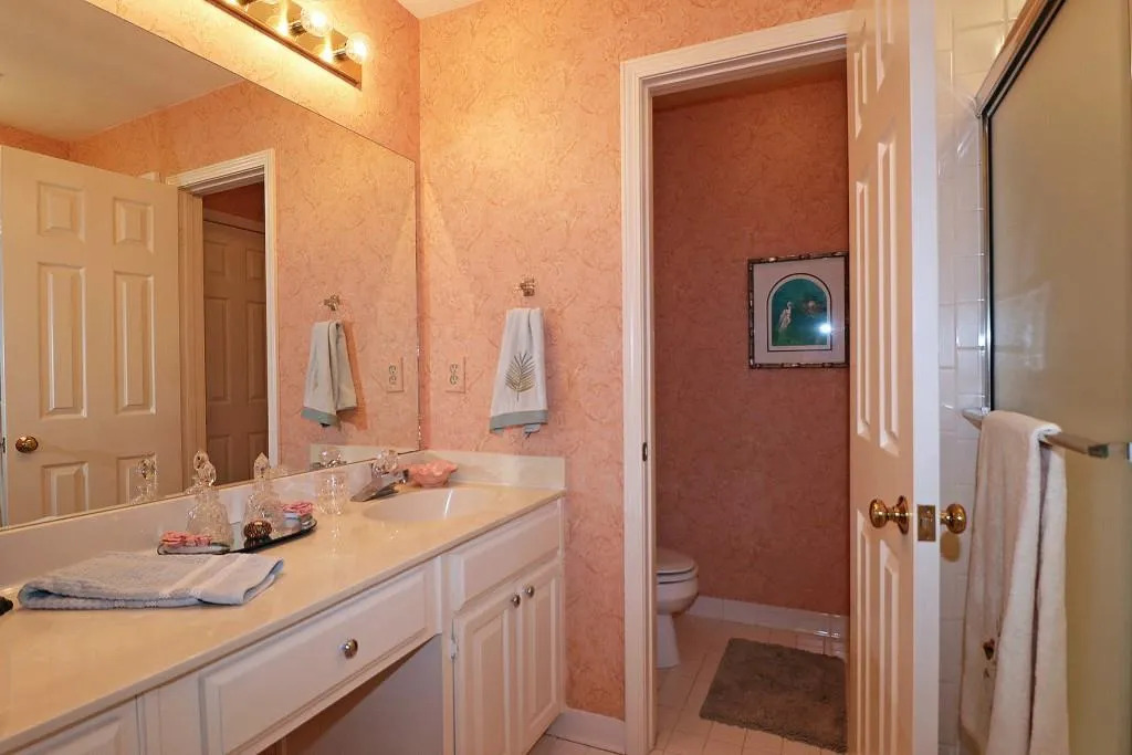 7155 Roswell Road Unit 31, Sandy Springs, Georgia 30328, 3 Bedrooms Bedrooms, ,2 BathroomsBathrooms,Residential,Sold,7155 Roswell Road Unit 31,6976822
