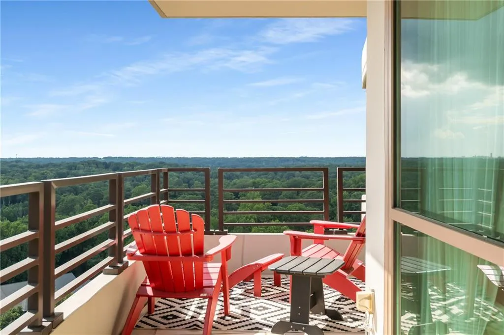 700 Park Regency Place Ne Unit 1906, Atlanta, Georgia 30326, 2 Bedrooms Bedrooms, ,2 BathroomsBathrooms,Residential,For Sale,700 Park Regency Place Ne Unit 1906,7624477