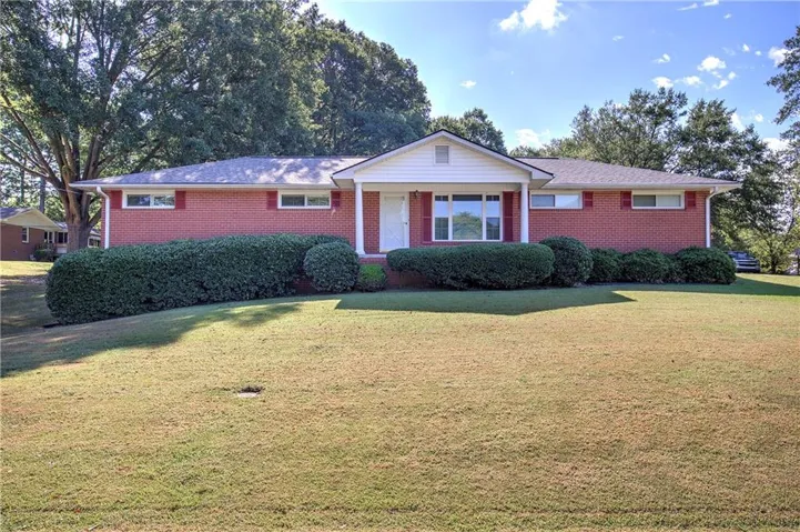 24 Beechwood Drive, Cartersville, Georgia 30120