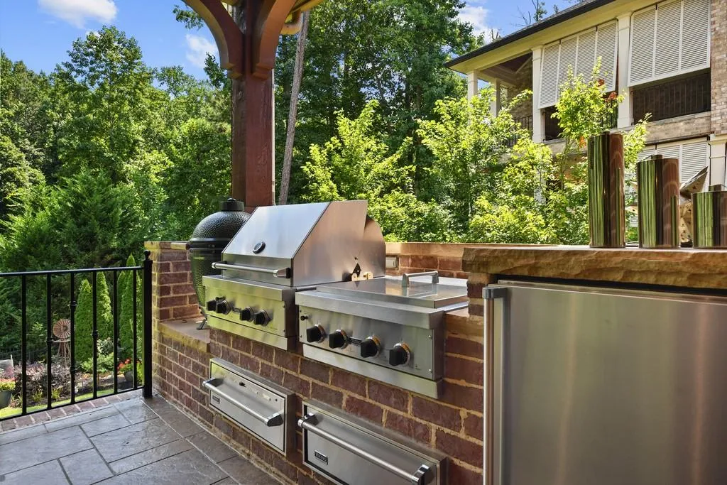 225 Rivermere Way, Atlanta, Georgia 30350, 5 Bedrooms Bedrooms, ,5 BathroomsBathrooms,Residential,Sold,225 Rivermere Way,6782288
