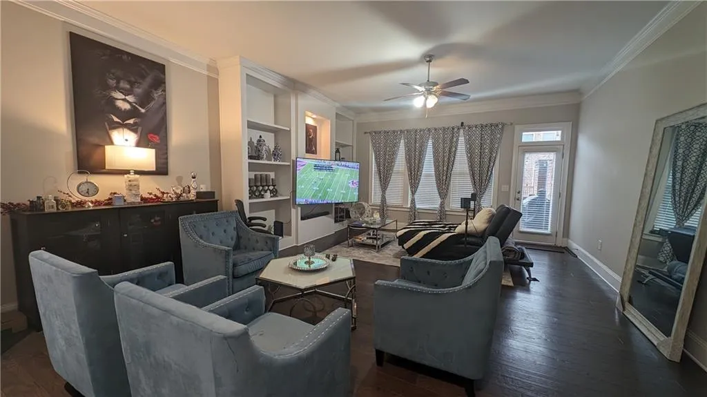 198 Alderwood Point, Atlanta, Georgia 30328, 3 Bedrooms Bedrooms, ,3 BathroomsBathrooms,Residential,For Sale,198 Alderwood Point,7628266