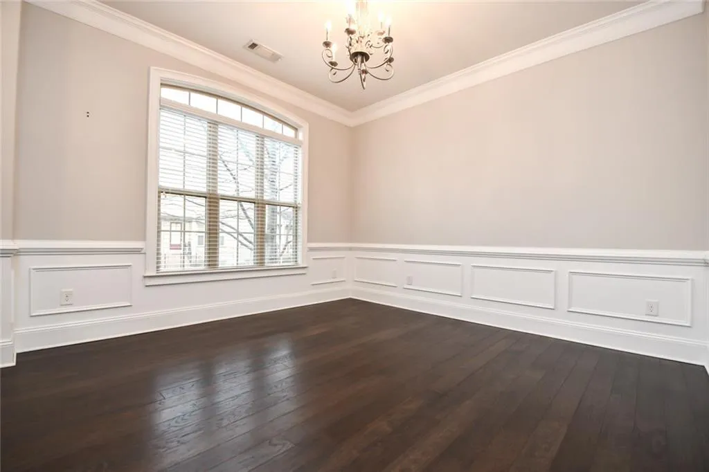 198 Alderwood Point, Atlanta, Georgia 30328, 3 Bedrooms Bedrooms, ,3 BathroomsBathrooms,Residential,For Sale,198 Alderwood Point,7628266