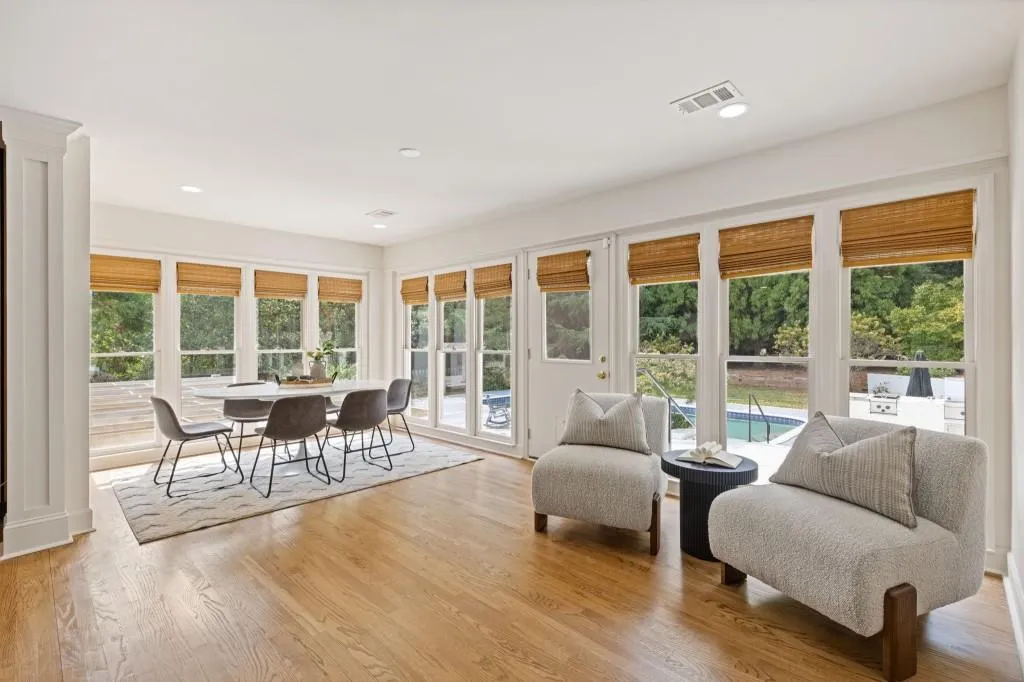 5650 Eden Roc Lane, Atlanta, Georgia 30342, 4 Bedrooms Bedrooms, ,3 BathroomsBathrooms,Residential,For Sale,5650 Eden Roc Lane,7657309