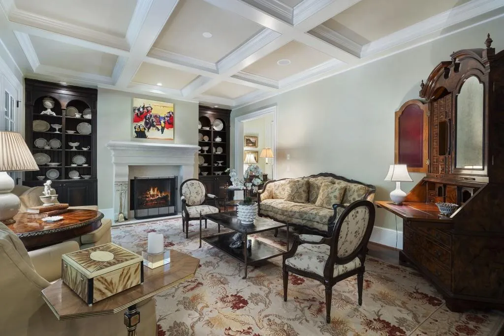 75 Forrest Lake Drive, Sandy Springs, Georgia 30327, 5 Bedrooms Bedrooms, ,5 BathroomsBathrooms,Residential,For Sale,75 Forrest Lake Drive,7634433