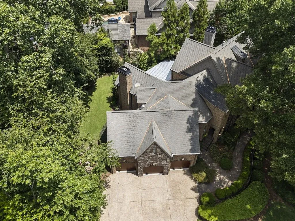 75 Forrest Lake Drive, Sandy Springs, Georgia 30327, 5 Bedrooms Bedrooms, ,5 BathroomsBathrooms,Residential,For Sale,75 Forrest Lake Drive,7634433