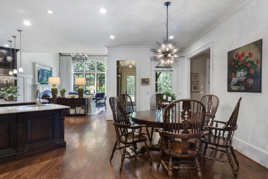 75 Forrest Lake Drive, Sandy Springs, Georgia 30327, 5 Bedrooms Bedrooms, ,5 BathroomsBathrooms,Residential,For Sale,75 Forrest Lake Drive,7634433