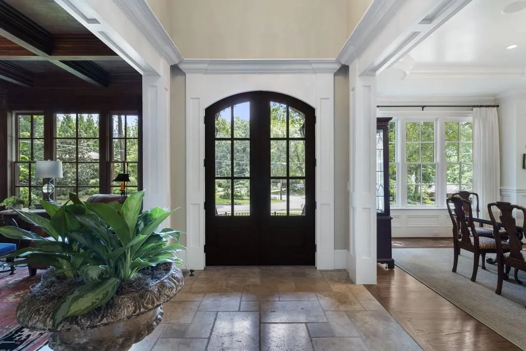 75 Forrest Lake Drive, Sandy Springs, Georgia 30327, 5 Bedrooms Bedrooms, ,5 BathroomsBathrooms,Residential,For Sale,75 Forrest Lake Drive,7634433
