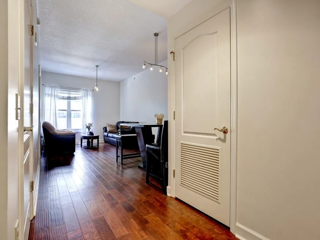 195 14th Street Ne Unit 304, Atlanta, Georgia 30309, 1 Bedroom Bedrooms, ,1 BathroomBathrooms,Residential,Sold,195 14th Street Ne Unit 304,5691419