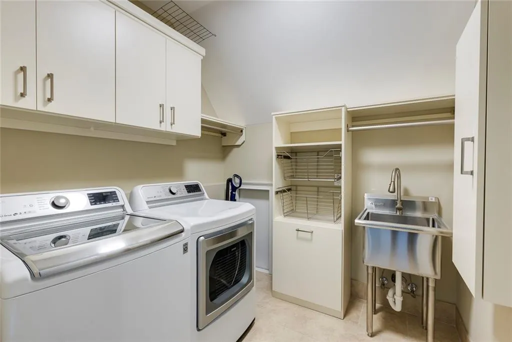 Upstairs Laundry