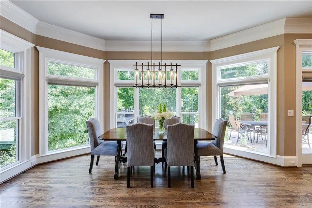 8325 Jett Ferry Road, Sandy Springs, Georgia 30350, 6 Bedrooms Bedrooms, ,4 BathroomsBathrooms,Residential,Sold,8325 Jett Ferry Road,7435164