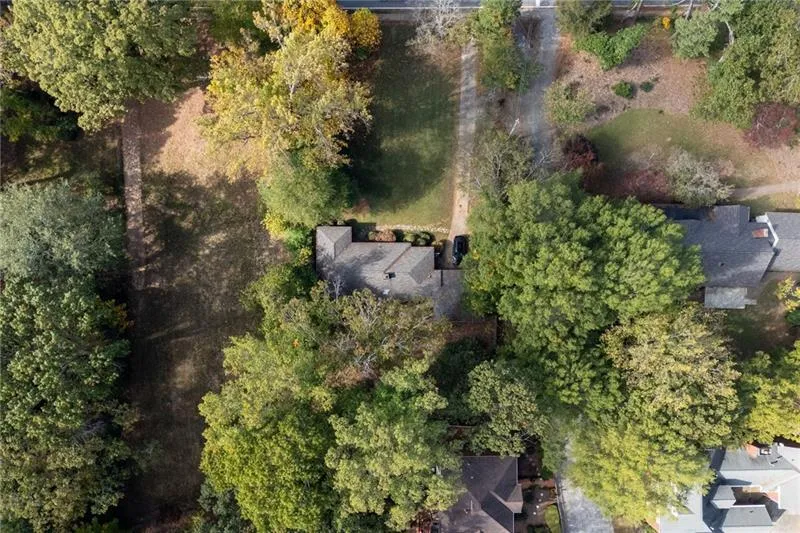 1141 Goodwin Place Ne, Brookhaven, Georgia 30319, 2 Bedrooms Bedrooms, ,2 BathroomsBathrooms,Residential,For Sale,1141 Goodwin Place Ne,7505371
