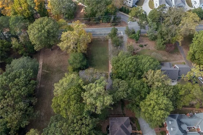 1141 Goodwin Place Ne, Brookhaven, Georgia 30319, 2 Bedrooms Bedrooms, ,2 BathroomsBathrooms,Residential,For Sale,1141 Goodwin Place Ne,7505371