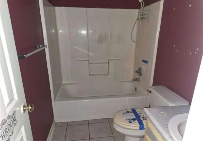 1170