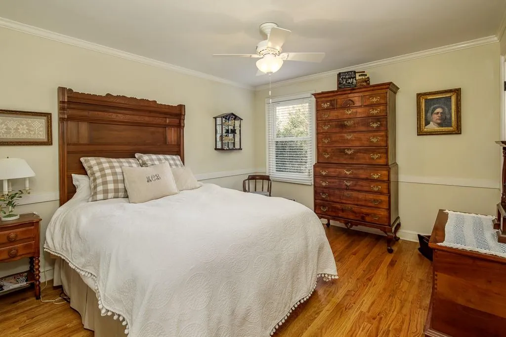 2190 Spalding Drive, Atlanta, Georgia 30350, 5 Bedrooms Bedrooms, ,3 BathroomsBathrooms,Residential,Sold,2190 Spalding Drive,6575327