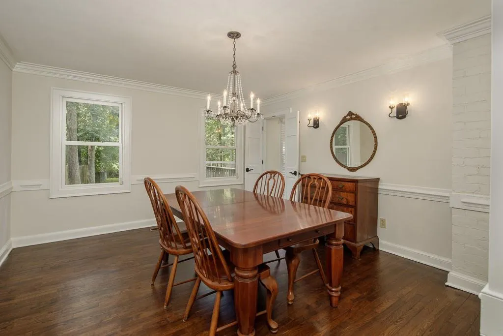 2190 Spalding Drive, Atlanta, Georgia 30350, 5 Bedrooms Bedrooms, ,3 BathroomsBathrooms,Residential,Sold,2190 Spalding Drive,6575327