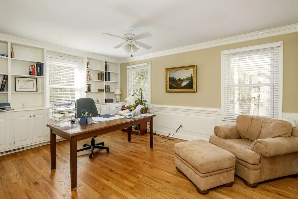 2190 Spalding Drive, Atlanta, Georgia 30350, 5 Bedrooms Bedrooms, ,3 BathroomsBathrooms,Residential,Sold,2190 Spalding Drive,6575327