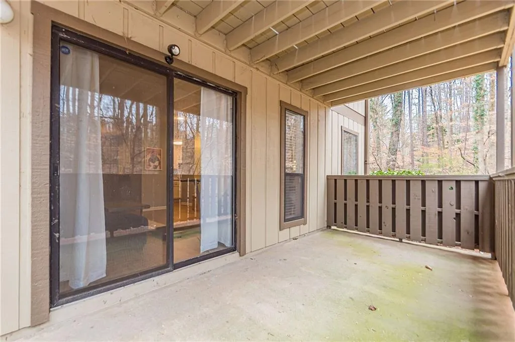 705 Woodcliff Drive Unit 705, Atlanta, Georgia 30350, 1 Bedroom Bedrooms, ,1 BathroomBathrooms,Residential,Sold,705 Woodcliff Drive Unit 705,7352379