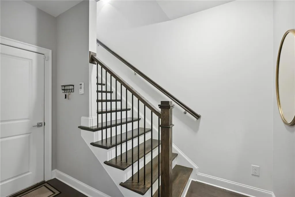 4139 Township Parkway, Atlanta, Georgia 30342, 3 Bedrooms Bedrooms, ,3 BathroomsBathrooms,Residential,Sold,4139 Township Parkway,7186939