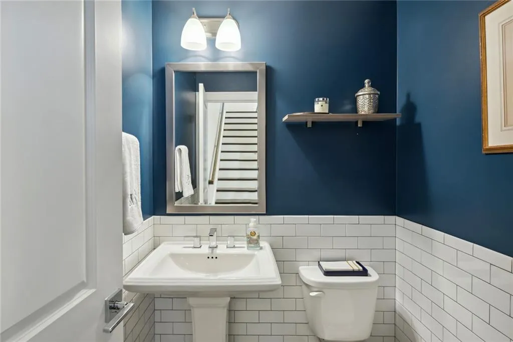 4139 Township Parkway, Atlanta, Georgia 30342, 3 Bedrooms Bedrooms, ,3 BathroomsBathrooms,Residential,Sold,4139 Township Parkway,7186939