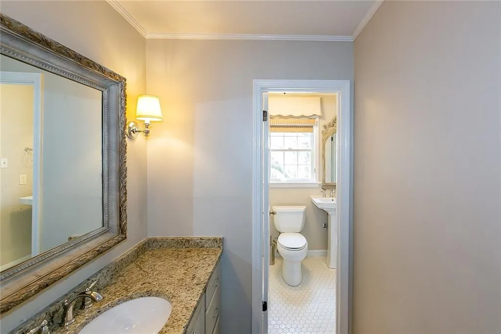 6150 Heards Creek Drive Nw, Sandy Springs, Georgia 30328, 5 Bedrooms Bedrooms, ,3 BathroomsBathrooms,Residential,Sold,6150 Heards Creek Drive Nw,6697323