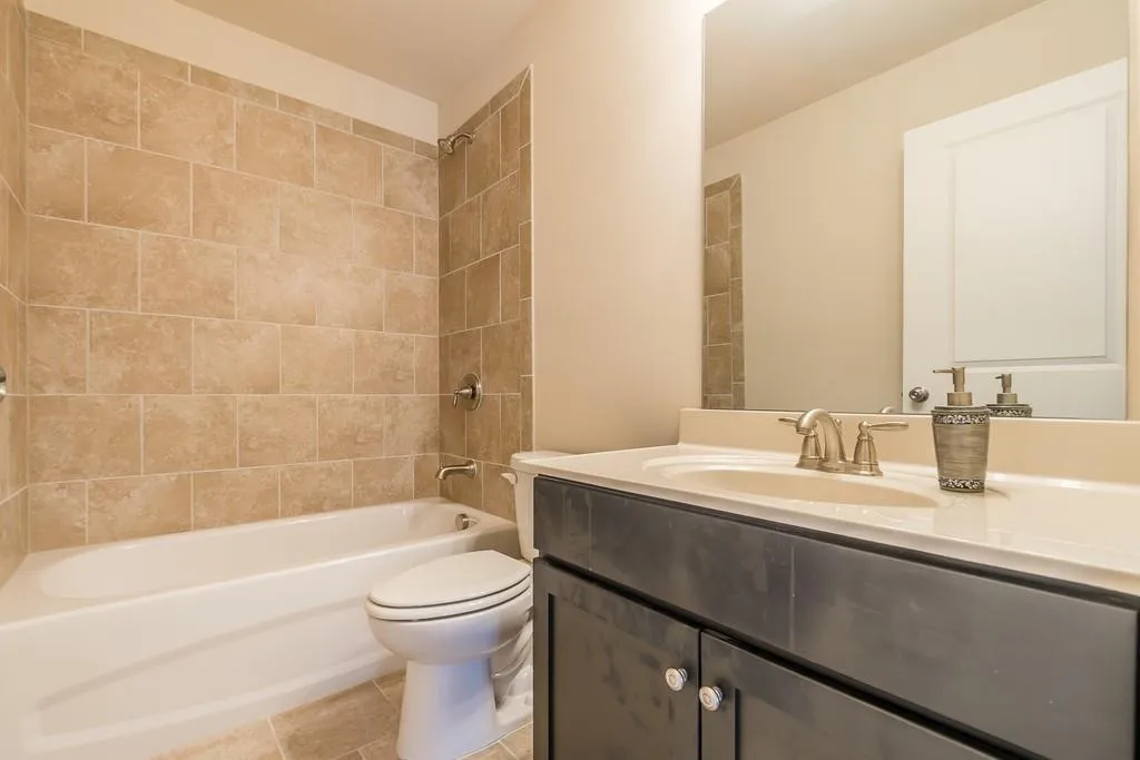 1219 Apperley Place Ne, Sandy Springs, Georgia 30350, 4 Bedrooms Bedrooms, ,3 BathroomsBathrooms,Residential,Sold,1219 Apperley Place Ne,6688680