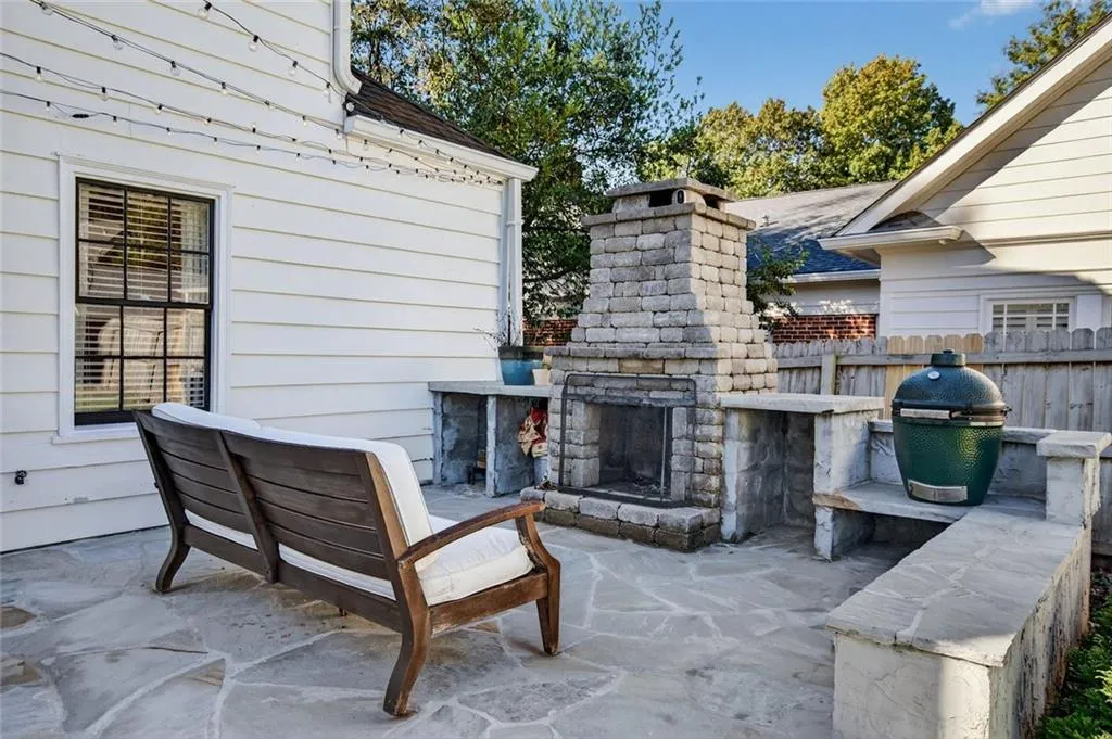 192 E Wesley Road Ne, Atlanta, Georgia 30305, 5 Bedrooms Bedrooms, ,4 BathroomsBathrooms,Residential,For Sale,192 E Wesley Road Ne,7668421