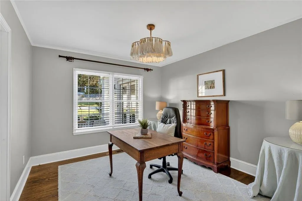 192 E Wesley Road Ne, Atlanta, Georgia 30305, 5 Bedrooms Bedrooms, ,4 BathroomsBathrooms,Residential,For Sale,192 E Wesley Road Ne,7668421