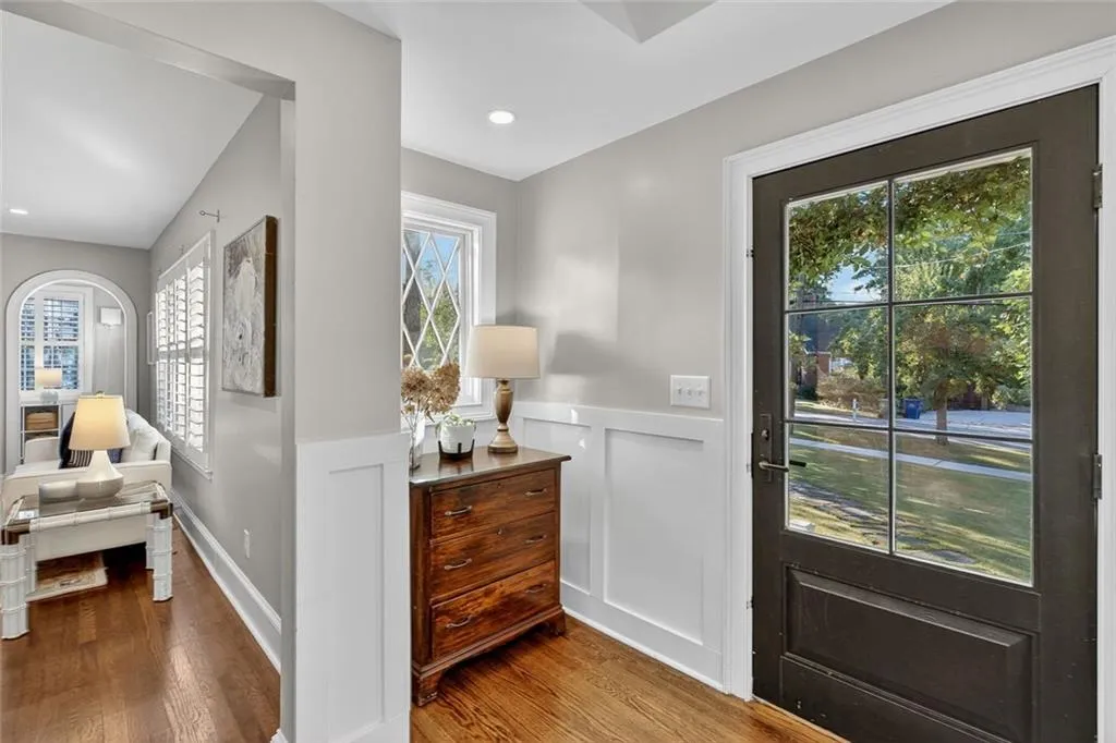 192 E Wesley Road Ne, Atlanta, Georgia 30305, 5 Bedrooms Bedrooms, ,4 BathroomsBathrooms,Residential,For Sale,192 E Wesley Road Ne,7668421