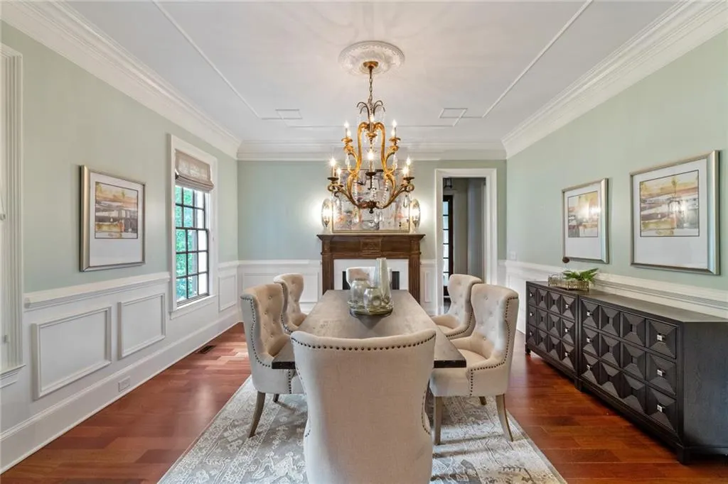 127 Dudley Court, Atlanta, Georgia 30327, 7 Bedrooms Bedrooms, ,6 BathroomsBathrooms,Residential,Sold,127 Dudley Court,7089077