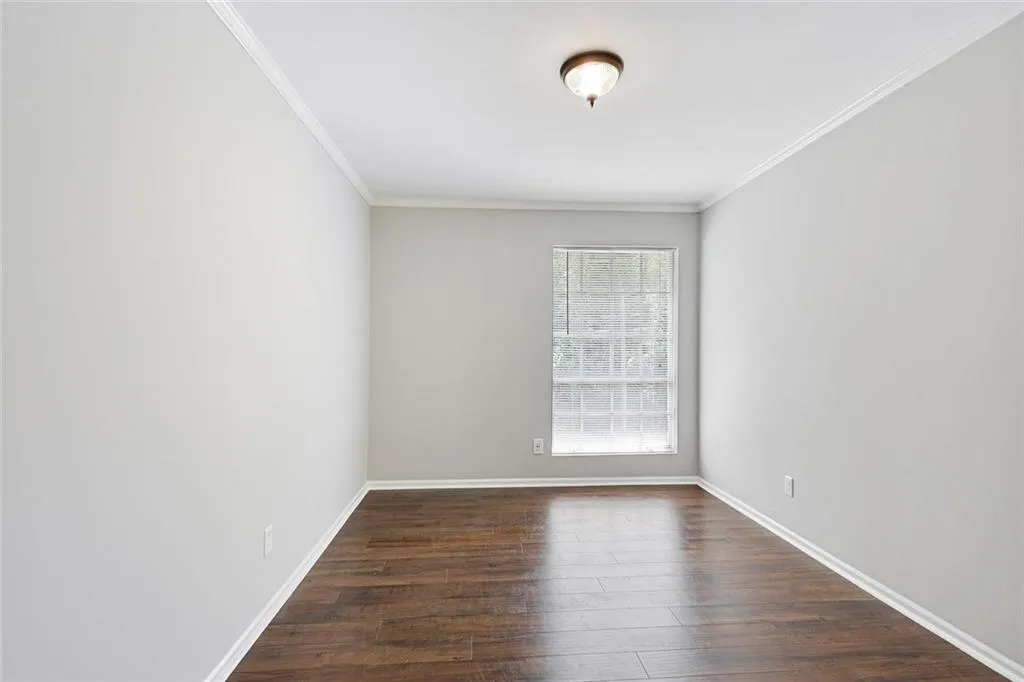 5510 Kingsport Drive, Atlanta, Georgia 30342, 2 Bedrooms Bedrooms, ,1 BathroomBathrooms,Residential,Sold,5510 Kingsport Drive,6718660