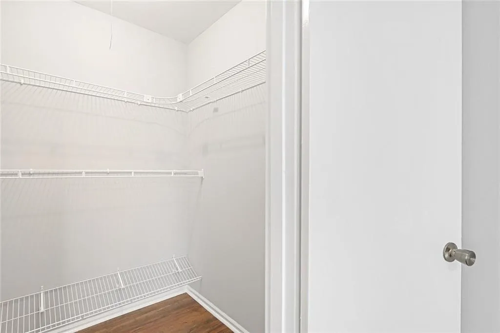 5510 Kingsport Drive, Atlanta, Georgia 30342, 2 Bedrooms Bedrooms, ,1 BathroomBathrooms,Residential,Sold,5510 Kingsport Drive,6718660