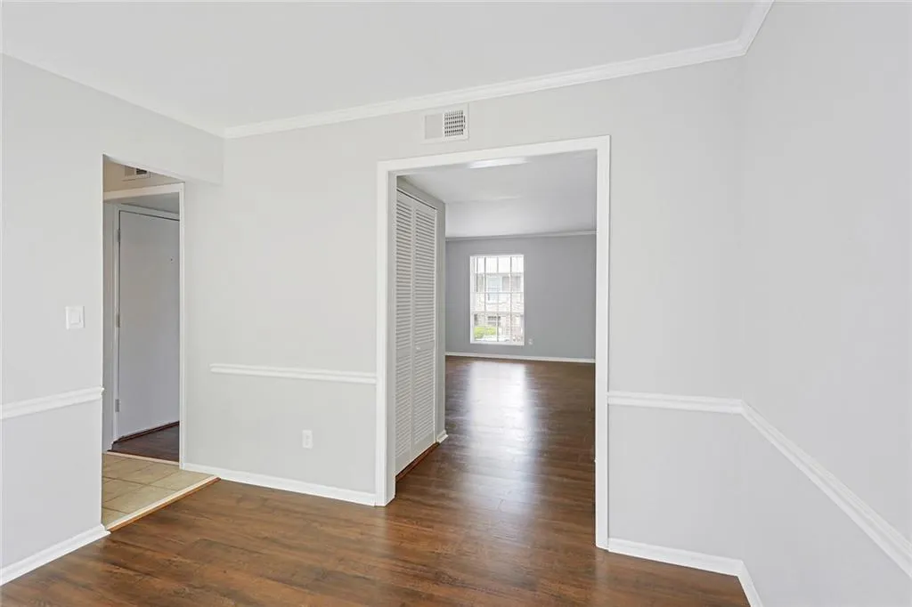 5510 Kingsport Drive, Atlanta, Georgia 30342, 2 Bedrooms Bedrooms, ,1 BathroomBathrooms,Residential,Sold,5510 Kingsport Drive,6718660