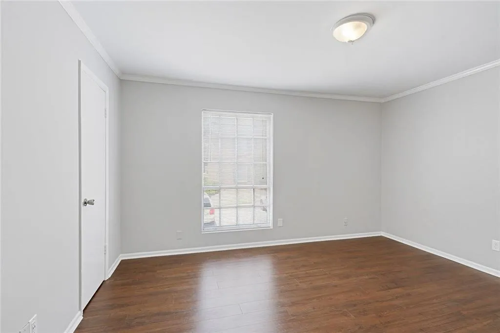 5510 Kingsport Drive, Atlanta, Georgia 30342, 2 Bedrooms Bedrooms, ,1 BathroomBathrooms,Residential,Sold,5510 Kingsport Drive,6718660