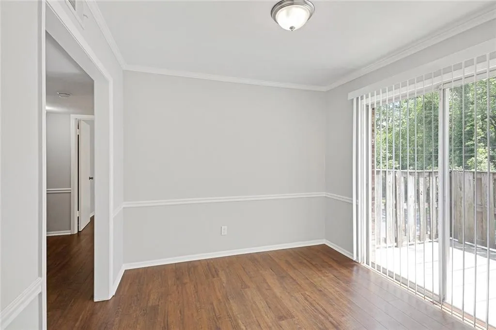 5510 Kingsport Drive, Atlanta, Georgia 30342, 2 Bedrooms Bedrooms, ,1 BathroomBathrooms,Residential,Sold,5510 Kingsport Drive,6718660