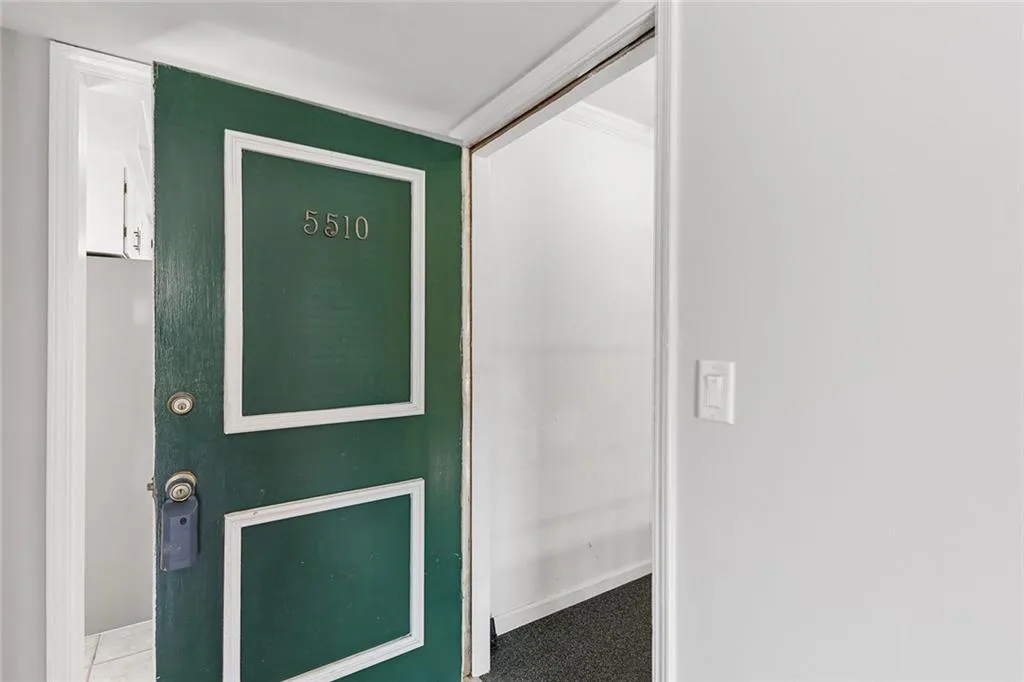 5510 Kingsport Drive, Atlanta, Georgia 30342, 2 Bedrooms Bedrooms, ,1 BathroomBathrooms,Residential,Sold,5510 Kingsport Drive,6718660