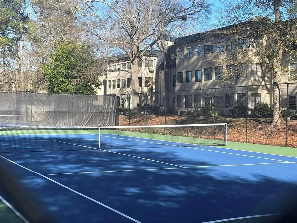 3 tennis courts & pickleball