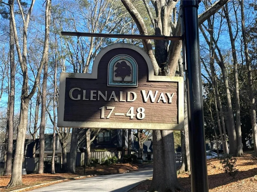 28 Glenald Way Nw, Atlanta, Georgia 30327, 1 Bedroom Bedrooms, ,1 BathroomBathrooms,Residential,For Sale,28 Glenald Way Nw,7504977