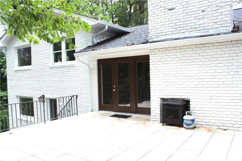 4930 Long Island Terrace, Atlanta, Georgia 30342, 2 Bedrooms Bedrooms, ,2 BathroomsBathrooms,Residential,Sold,4930 Long Island Terrace,5944533